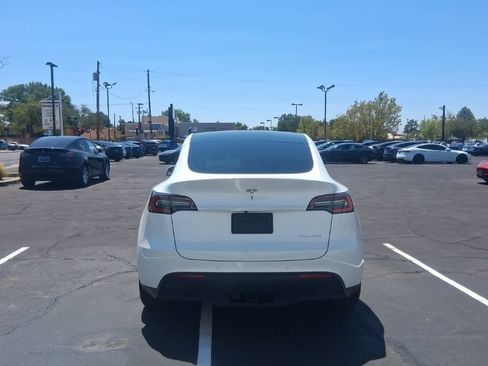 Used 2023 Tesla Model Y Long Range AWD/4WD image 7