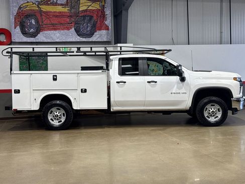 Used 2023 Chevrolet Silverado 2500 W/T w/ WT Convenience Package image 5