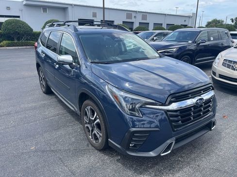 Used 2023 Subaru Ascent Touring AWD/4WD image 13