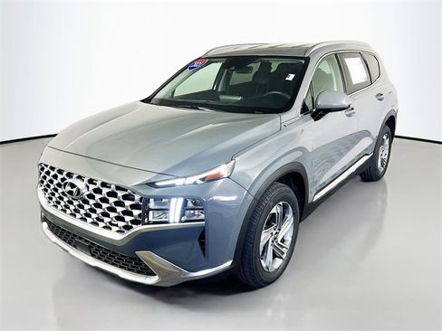 Used 2021 Hyundai Santa Fe SEL image 3