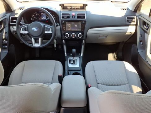 Used 2017 Subaru Forester 2.5i Premium AWD/4WD image 21