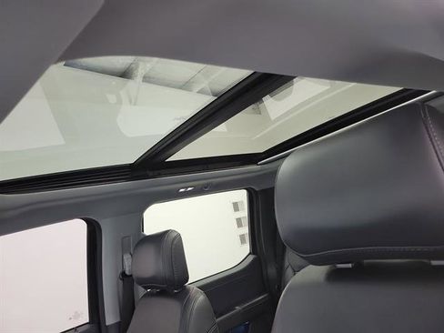 Used 2021 Ford F150 Lariat w/ Equipment Group 502A High image 39