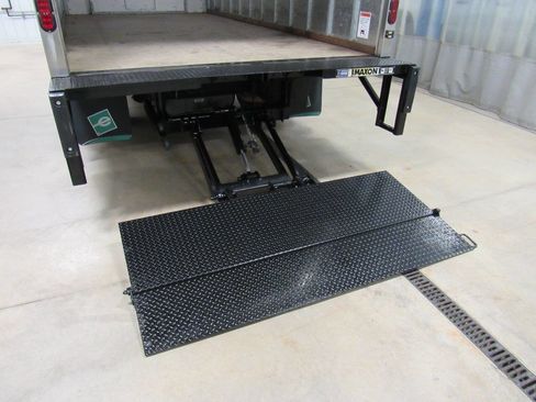 Used 2024 Ford E-350 and Econoline 350 Super Duty w/ Power Windows & Locks Group image 18