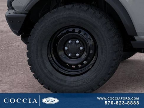 New 2026 Ford Bronco Badlands w/ Black Appearance Package AWD/4WD image 21