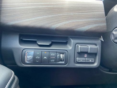 Used 2026 GMC Sierra EV Denali AWD/4WD image 17