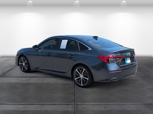 Certified 2024 Honda Civic Touring image 3