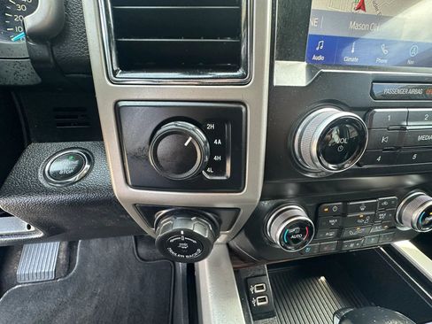 Used 2019 Ford F150 Lariat w/ Equipment Group 502A Luxury image 18