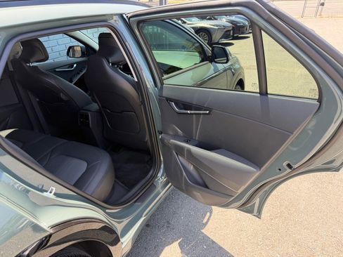 Used 2024 Kia Niro Wind FWD image 40