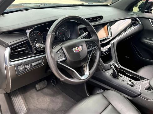 Used 2022 Cadillac XT6 Premium Luxury w/ Technology Package image 53