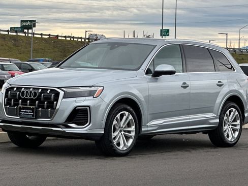 Used 2025 Audi Q7 3.0T Premium Plus image 7