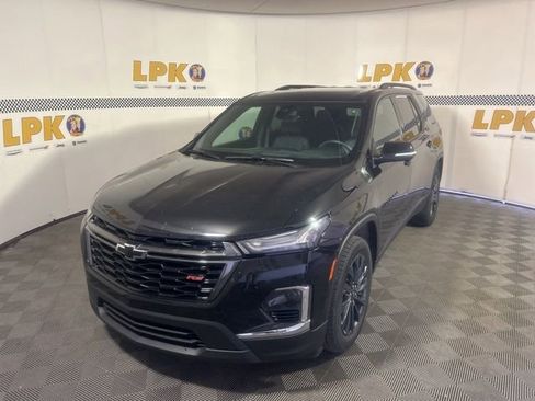 Used 2023 Chevrolet Traverse RS AWD/4WD image 11