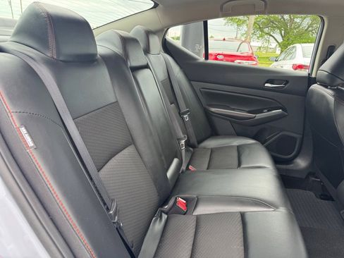 Used 2025 Nissan Altima 2.5 SR FWD image 18