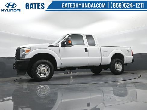 Used 2015 Ford F250 XL w/ Power Equipment Group AWD/4WD image 35