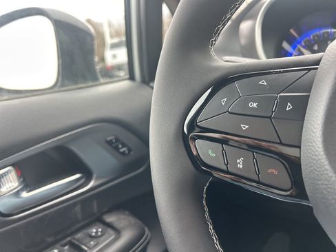 New 2026 Chrysler Pacifica Select w/ S Appearance Package AWD/4WD image 20