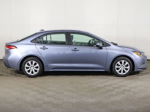 Used 2022 Toyota Corolla LE FWD image 15