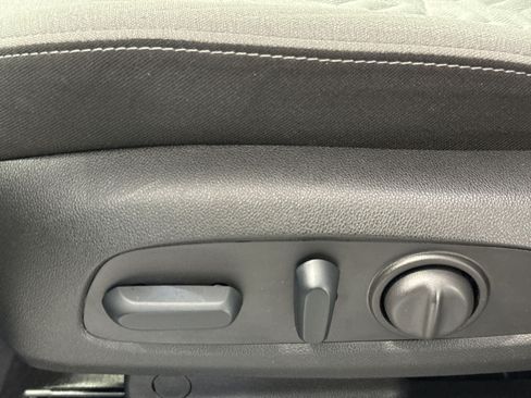 Used 2024 Chevrolet Equinox LS w/ LS Convenience Package FWD image 15