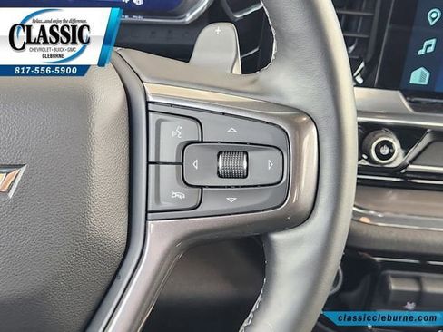 Used 2025 Chevrolet Silverado 1500 High Country AWD/4WD image 28