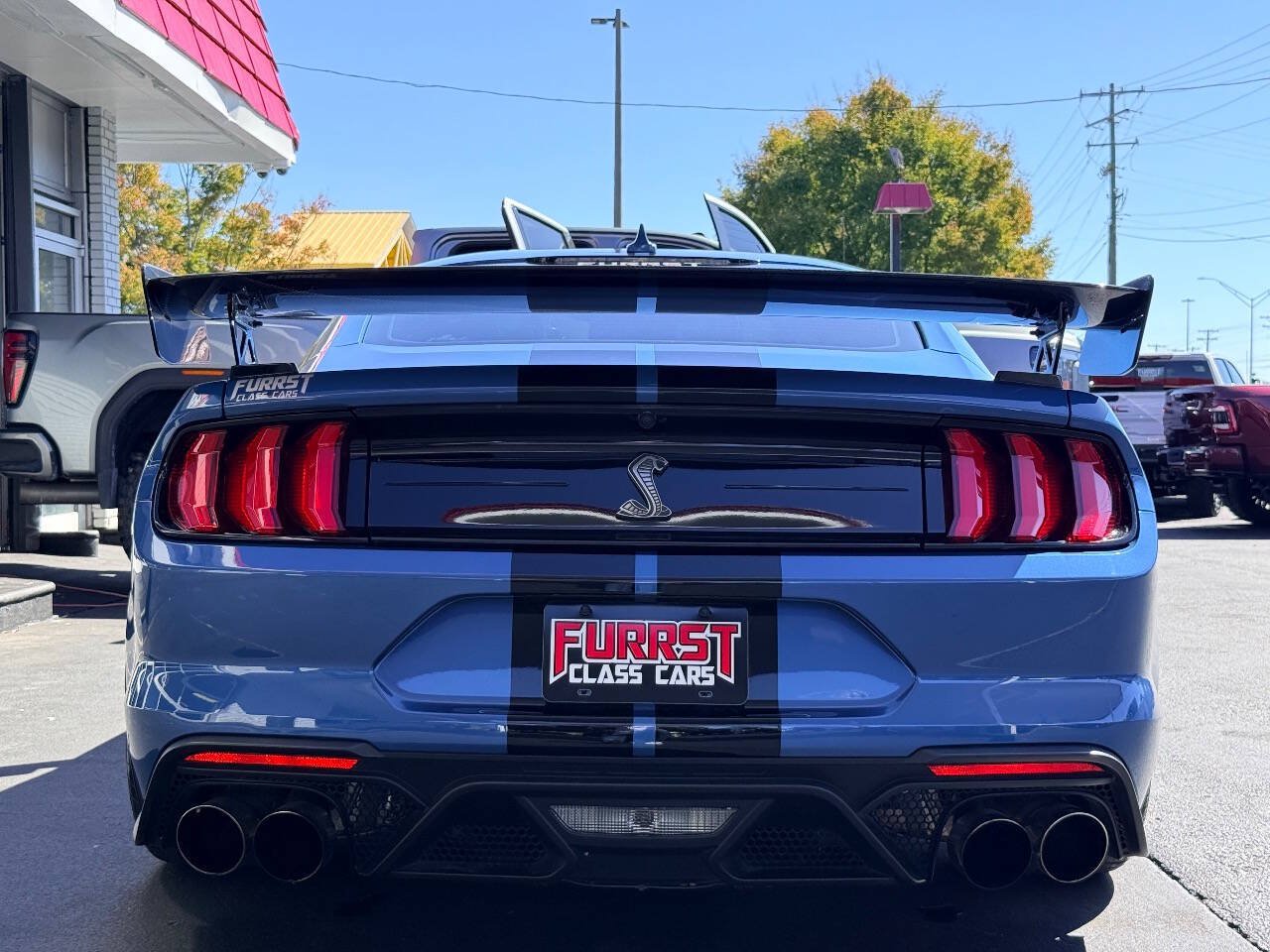 Used 2020 Ford Mustang Shelby GT500 w/ Carbon Fiber Track Pack RWD image 4