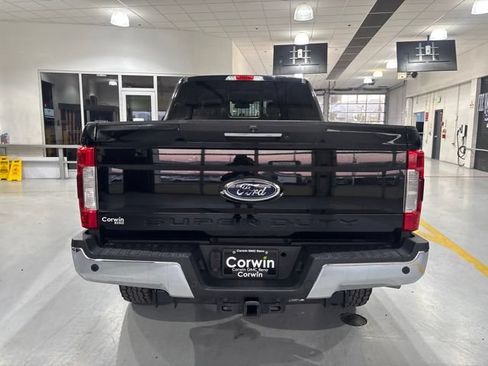 Used 2017 Ford F250 Lariat w/ Lariat Ultimate Package AWD/4WD image 5