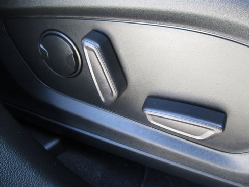 Used 2023 Ford Explorer XLT w/ Equipment Group 202A image 48