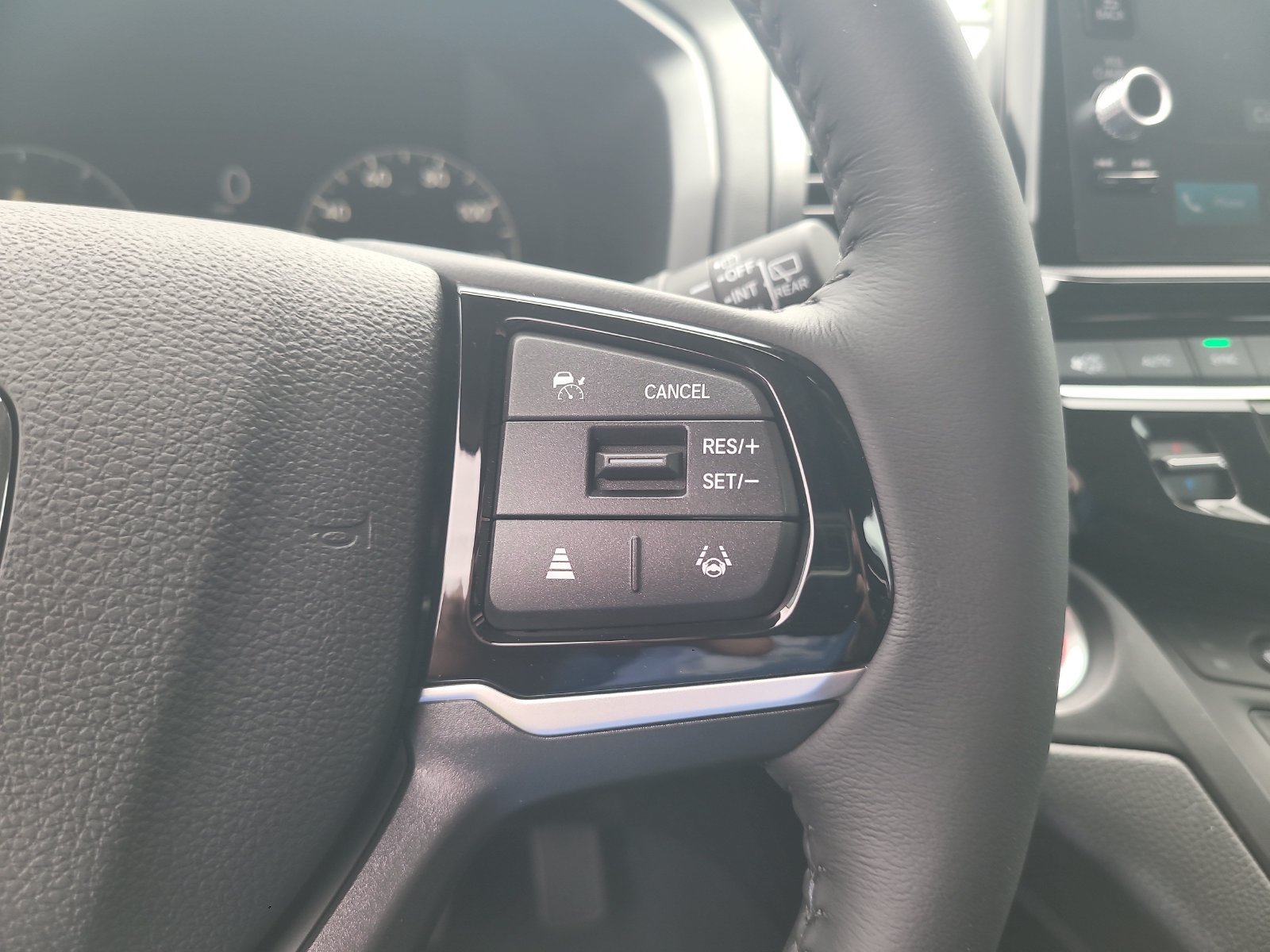 New 2027 Honda Odyssey EX-L image 13