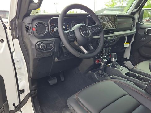 New 2026 Jeep Gladiator Rubicon AWD/4WD image 19