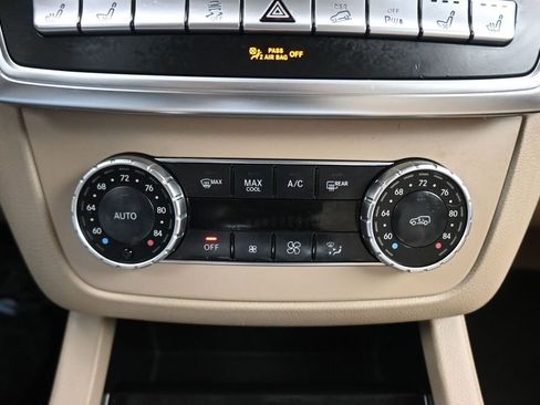 Used 2015 Mercedes-Benz ML 350 4MATIC image 24