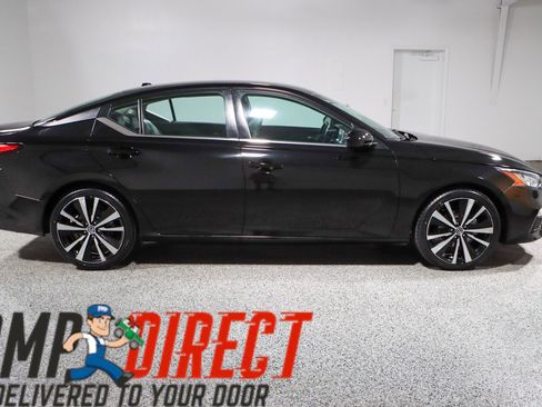 Used 2021 Nissan Altima 2.5 SR FWD image 6