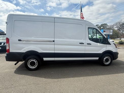 Used 2023 Ford Transit 250 Medium Roof RWD image 12