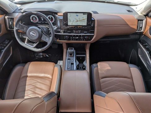 Used 2024 Nissan Pathfinder Platinum w/ Cargo Package FWD image 15