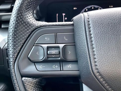 Used 2025 Toyota Tacoma SR5 RWD image 22