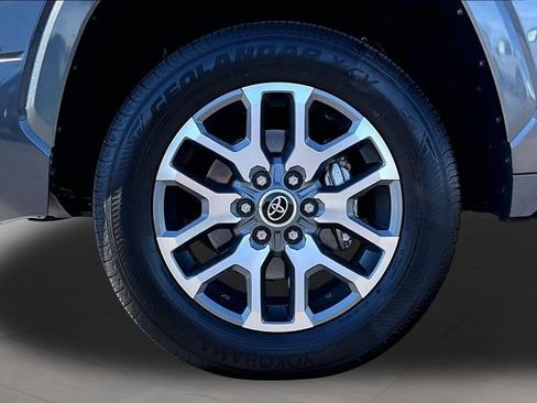 Used 2022 Toyota Tundra 1794 Edition AWD/4WD image 35