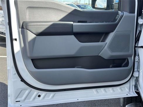 New 2026 Ford F250 XLT w/ FX4 Off-Road Package image 8