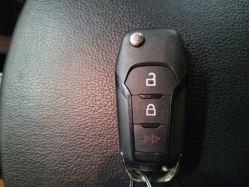 Used 2017 Ford Explorer 4WD image 32