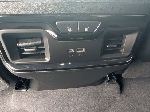 Certified 2024 GMC Sierra 2500 AT4X image 16