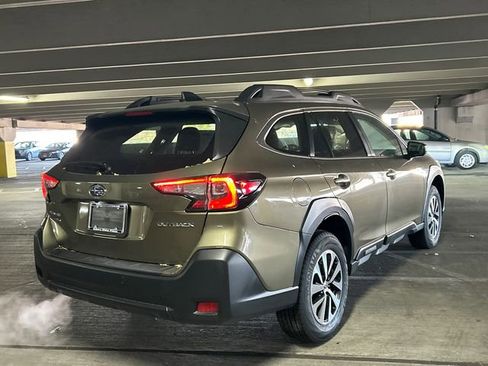 New 2025 Subaru Outback Premium w/ Popular Package #1 image 2