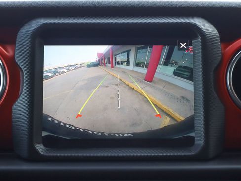 Used 2021 Jeep Wrangler Unlimited Rubicon image 12