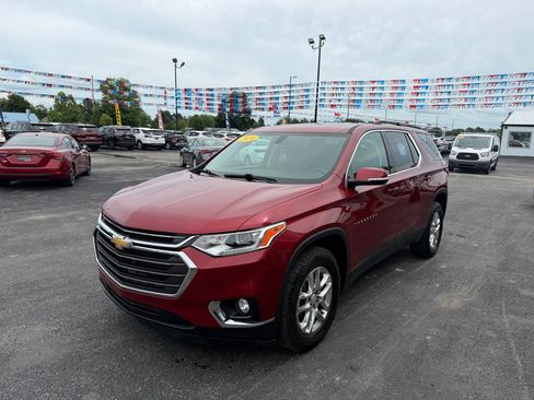 Used 2020 Chevrolet Traverse LT AWD/4WD image 10