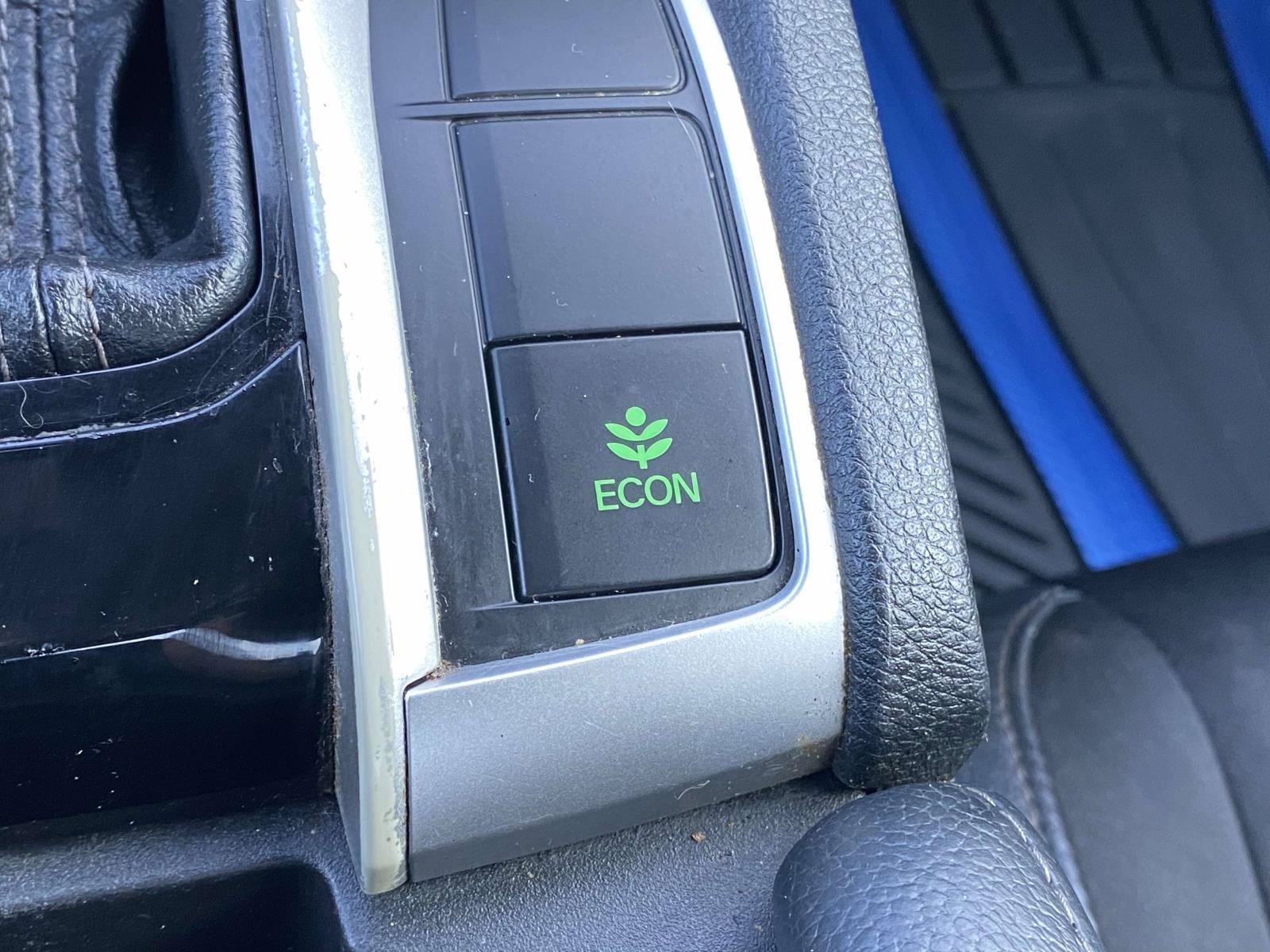 Used 2019 Honda Civic Sport image 40