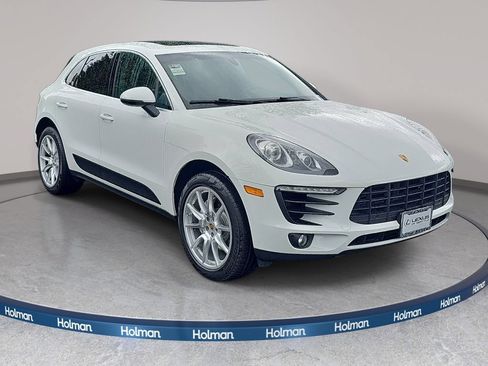Used 2015 Porsche Macan S AWD/4WD image 3