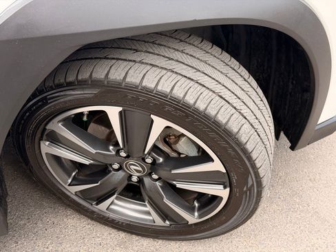 Used 2020 Lexus UX 250h w/ Premium Package AWD/4WD image 41