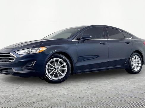 Used 2020 Ford Fusion SE FWD image 1