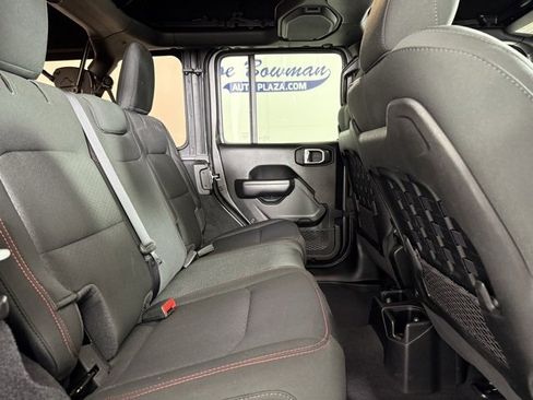 Used 2021 Jeep Wrangler Unlimited Rubicon image 19