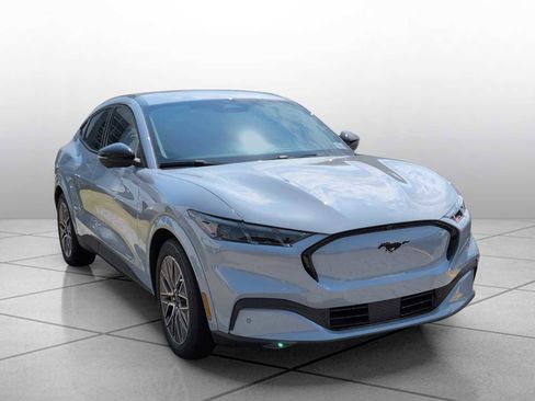 New 2025 Ford Mustang Mach-E Premium image 12