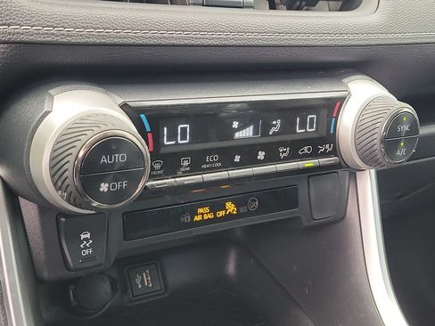 Certified 2024 Toyota RAV4 LE AWD/4WD image 16