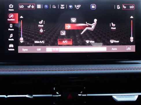 Certified 2024 Dodge Hornet GT w/ Cold Weather Group AWD/4WD image 25