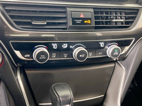 Used 2022 Honda Accord Sport image 15