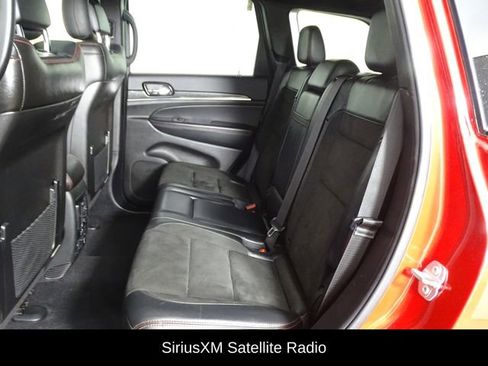 Used 2021 Jeep Grand Cherokee Trailhawk image 9