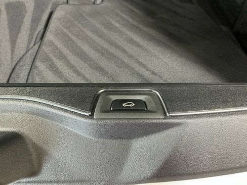 Used 2023 BMW X5 sDrive40i w/ Premium Package RWD image 31