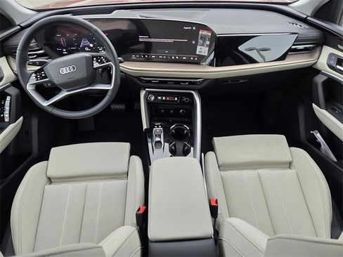 New 2025 Audi Q5 Premium Plus image 12